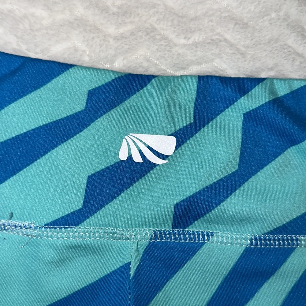 Marika Tek Blue and Teal Stretch Short Athletic Workout Shorts Size Large - Picture 5 of 11